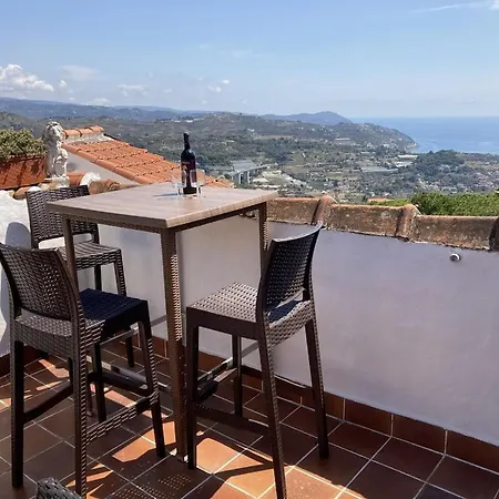 Casa Mare Blu Apartment Costarainera